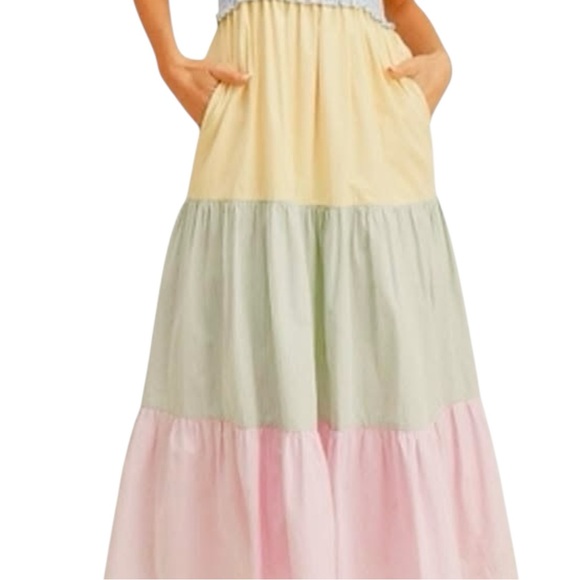 &Merci Pastel Tiered Maxi Dress Size Large Smocked Cottagecore Summer - Picture 3 of 9